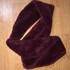 Cozy maroon color infinity scarf SOFT